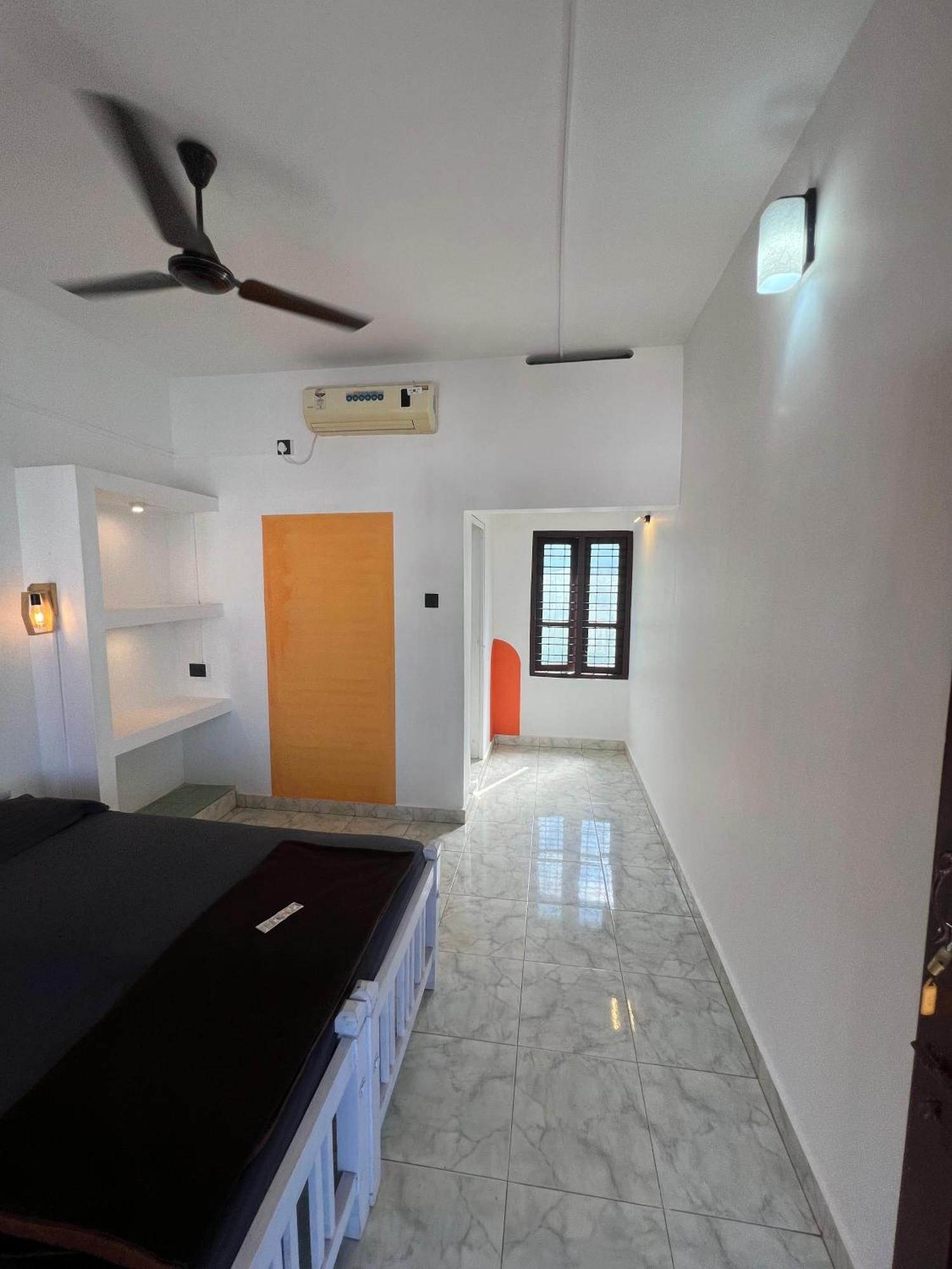 Happy Land Hotell Varkala Exteriör bild